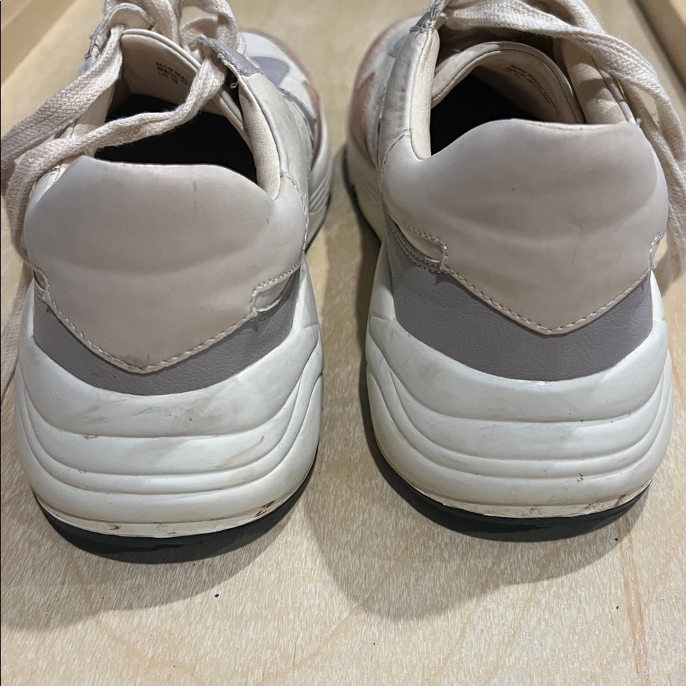White Raven Women's Sneakers - White, Silver, and Pink - Picture 8 of 8